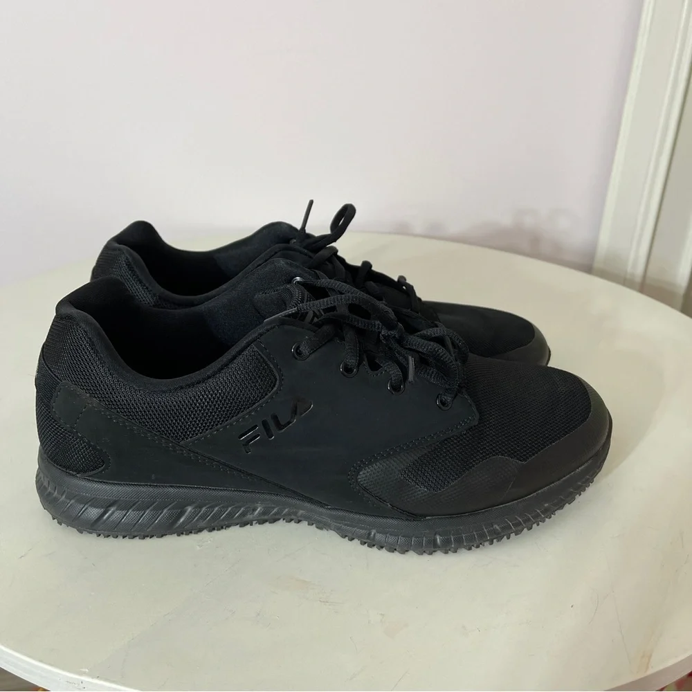 Fila memory foam sneakers